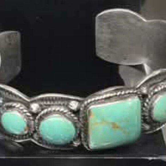 Signed CD Sterling Vintage Navajo turquoise cuff bracelet - Picture 5 of 6